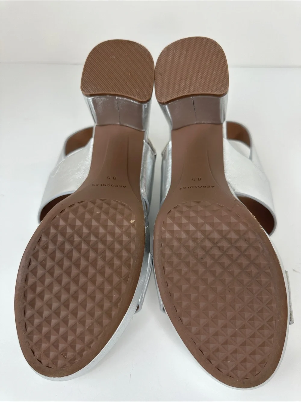 Aerosoles Women's Camilia Round Toe Platform Sandals Size 8.5M Silver Metallic
